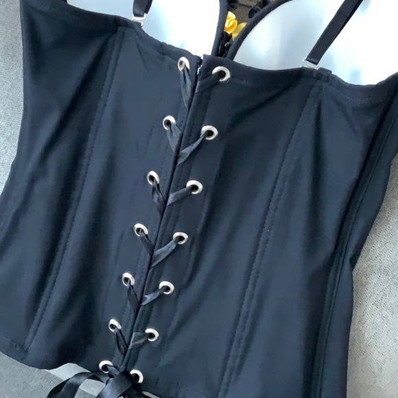 Beaded Fancy Yellow & Black Underwire Top - Picture 5 of 8